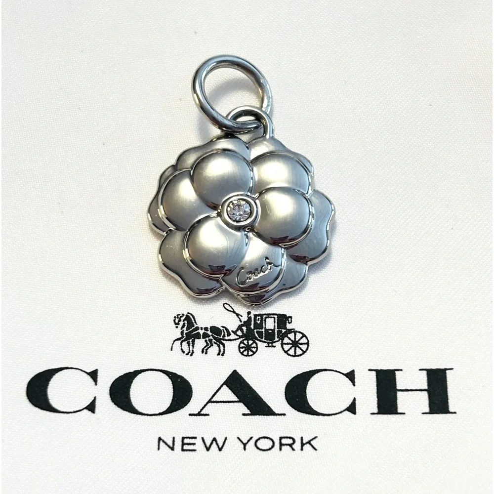 💰SOLD💰RARE Coach Hawaiian Flower Charm - Picture 5 of 8